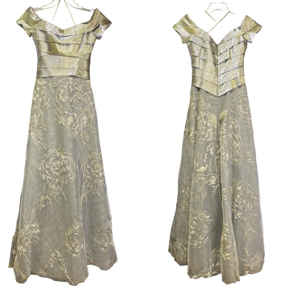 Rene Ruiz Metallic Tiered Tulle Off The Shoulder Gown - Picture 4 of 9